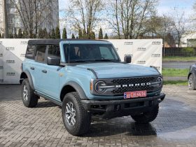 FORD BRONCO BASE, 2021