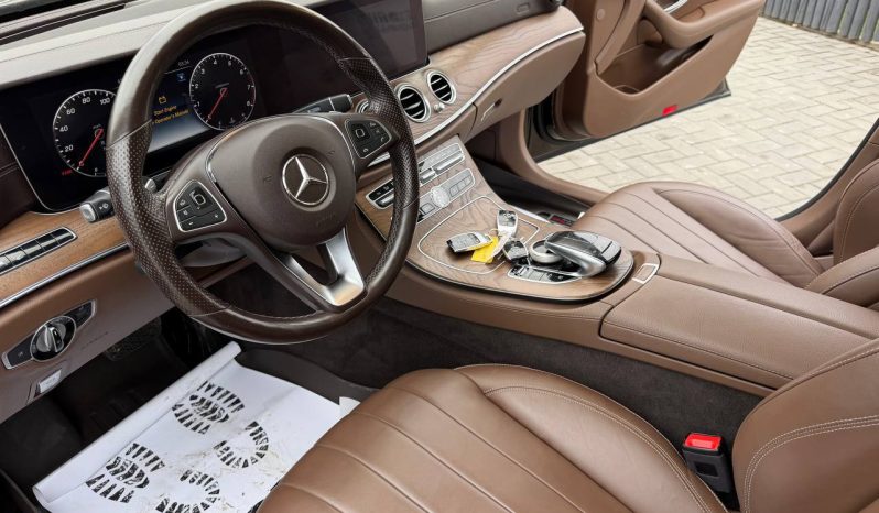 
MERCEDES-BENZ E 400 4MATIC, 2018 full									