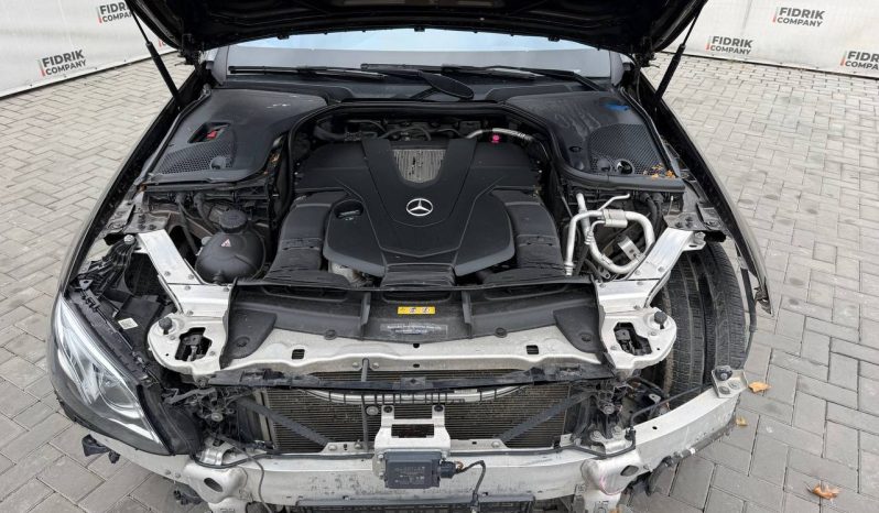 
MERCEDES-BENZ E 400 4MATIC, 2018 full									