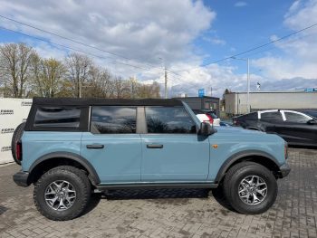 FORD BRONCO BASE, 2021