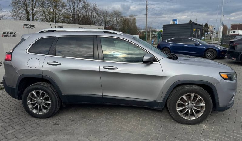 
JEEP CHEROKEE LATITUDE PLUS, 2019 (2018) full									