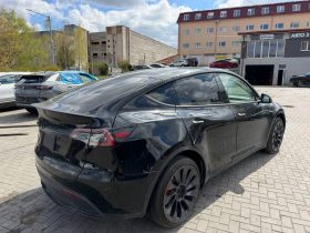 TESLA MODEL Y PERFORMANCE, 2023