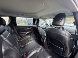 
JEEP CHEROKEE LATITUDE PLUS, 2019 (2018) full									