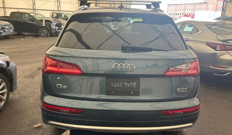 
AUDI Q5 2.0T TECH PREMIUM, 2018 full									