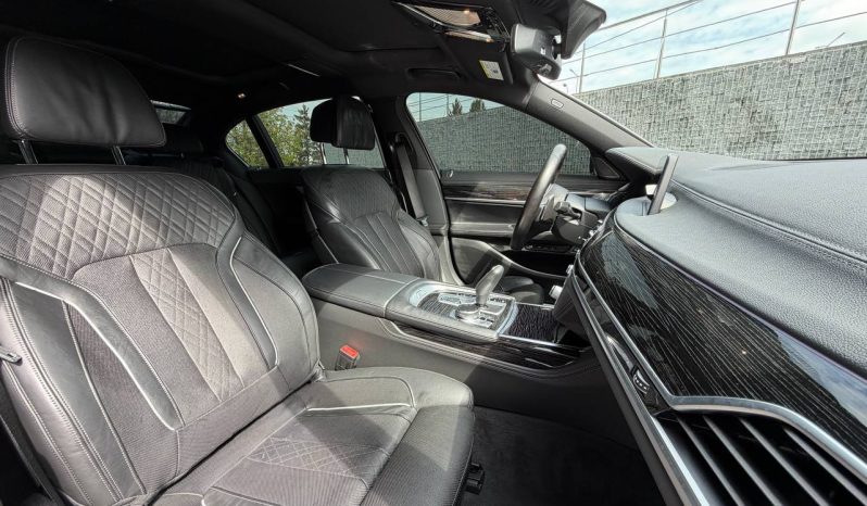 
BMW 7 SERIES 740 XI,2022 full									