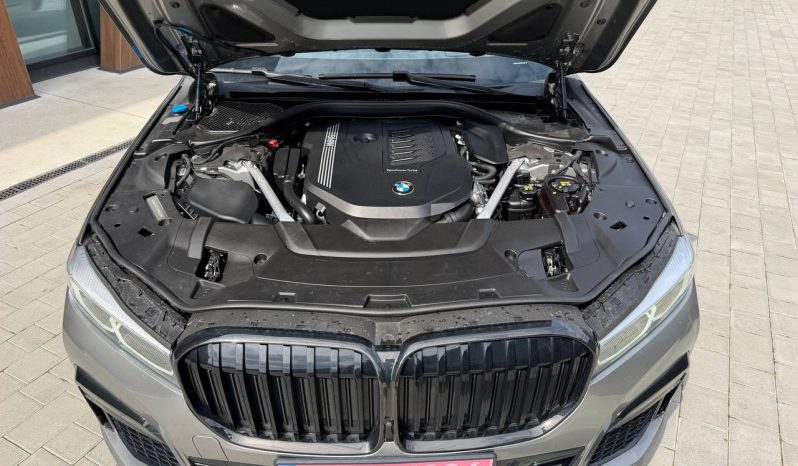 
BMW 7 SERIES 740 XI,2022 full									