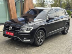 VOLKSWAGEN TIGUAN SEL, 2018 (2017)