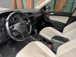 
VOLKSWAGEN TIGUAN SEL, 2018 (2017) full									