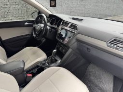 
VOLKSWAGEN TIGUAN SEL, 2018 (2017) full									