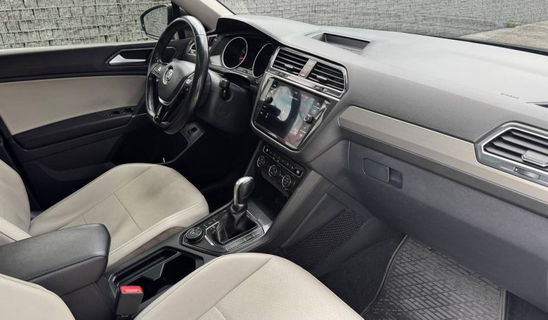 
VOLKSWAGEN TIGUAN SEL, 2018 (2017) full									