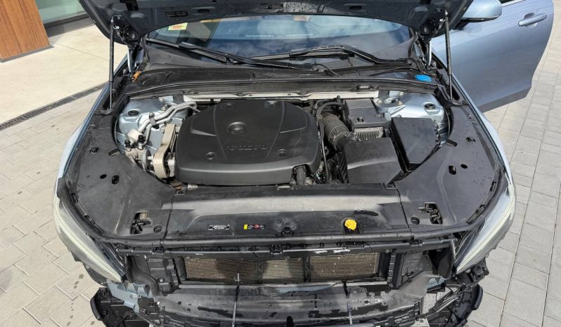 
VOLVO S90 T6 MOMENTUM, 2018 (2017) full									