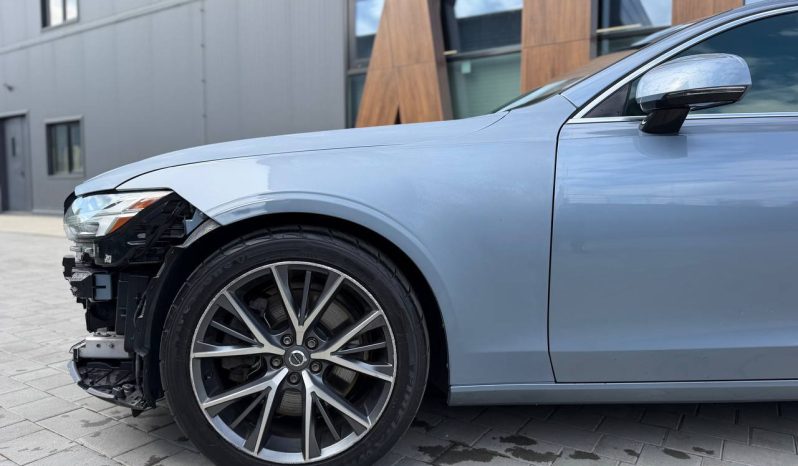 
VOLVO S90 T6 MOMENTUM, 2018 (2017) full									