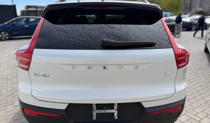 
VOLVO XC40 RECHARGE PURE ELECTRIC P8, 2021 full									