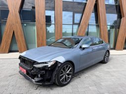 VOLVO S90 T6 MOMENTUM, 2018 (2017)