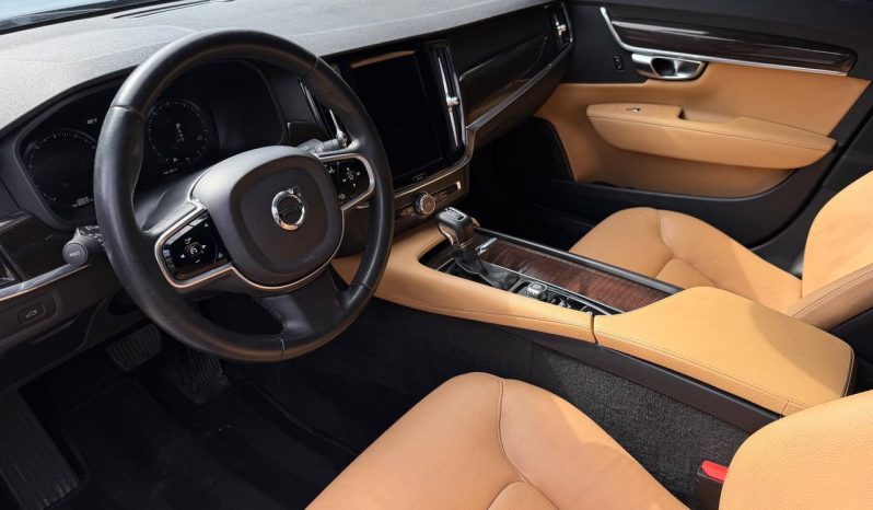 
VOLVO S90 T6 MOMENTUM, 2018 (2017) full									