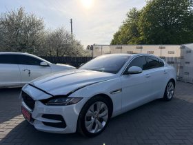 JAGUAR XE S, 2020 (2019)