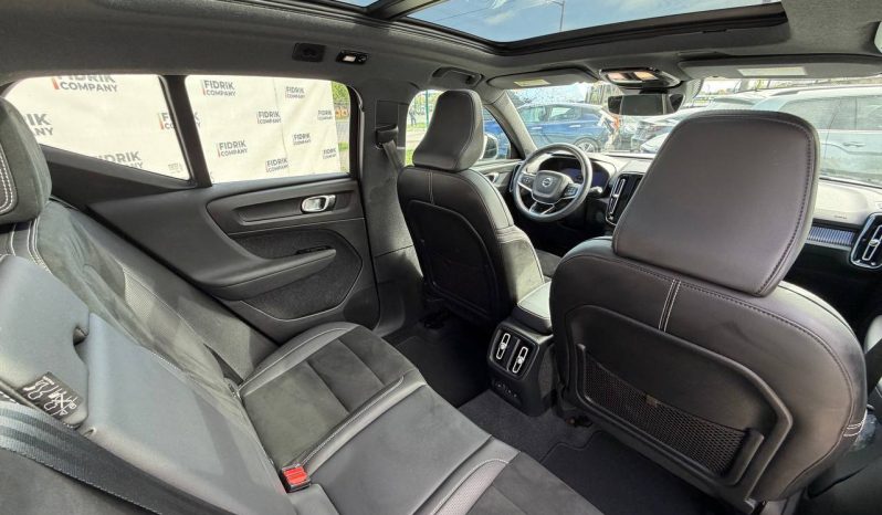 
VOLVO XC40 RECHARGE PURE ELECTRIC P8, 2021 full									