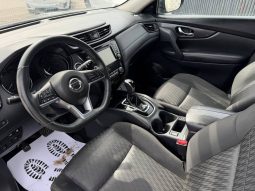 
NISSAN ROGUE SV, 2018 (2017) full									