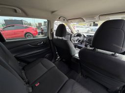 
NISSAN ROGUE SV, 2018 (2017) full									