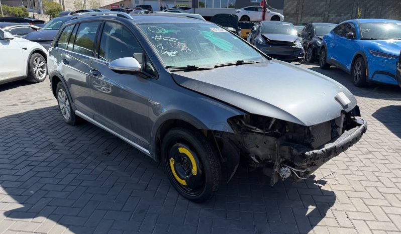 
VOLKSWAGEN GOLF ALLTRACK S, 2017(2016) full									