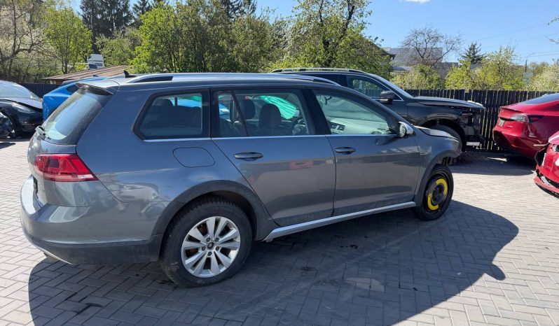 
VOLKSWAGEN GOLF ALLTRACK S, 2017(2016) full									