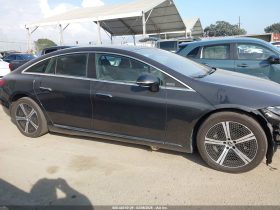 MERCEDES-BENZ EQS 450+, 2023 (2022)