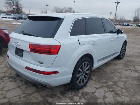 AUDI Q7 3.0T PREMIUM, 2017 (2016)