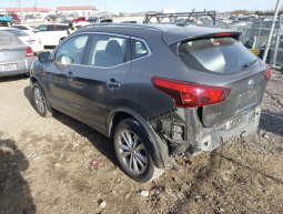 
NISSAN ROGUE SPORT SV, 2018 full									