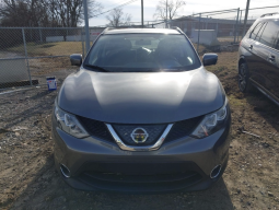 
NISSAN ROGUE SPORT SV, 2018 full									