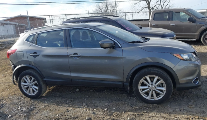 
NISSAN ROGUE SPORT SV, 2018 full									