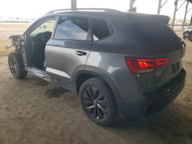 VOLKSWAGEN TAOS S, 2022 (2021)