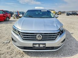 
VOLKSWAGEN PASSAT SE, 2020 full									