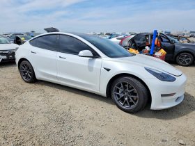 TESLA MODEL 3 SR+ RWD, 2021