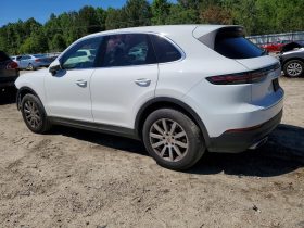PORSCHE CAYENNE, 2022 (2021)