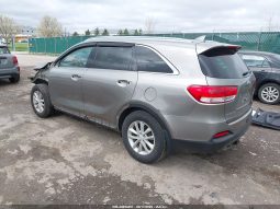 
KIA SORENTO 2.4L LX, 2018 (2017) full									