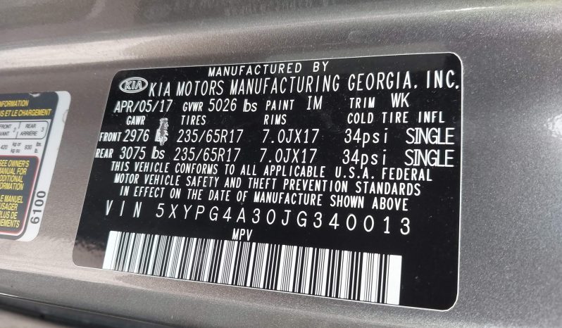 
KIA SORENTO 2.4L LX, 2018 (2017) full									