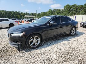 VOLVO S90 T5 MOMENTUM, 2017 (2016)