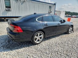VOLVO S90 T5 MOMENTUM, 2017 (2016)