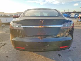 TESLA MODEL S 75D, 2018