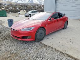TESLA MODEL S 90D, 2017