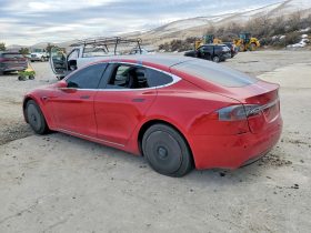 TESLA MODEL S 90D, 2017