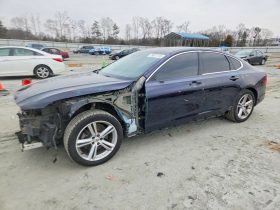 VOLVO S90 T5 MOMENTUM, 2017 (2016)