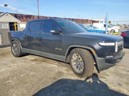 RIVIAN R1T LAUNCH EDITION, 2022