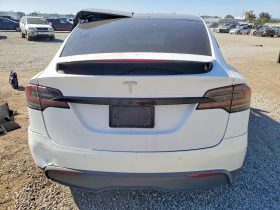 TESLA MODEL X, 2022
