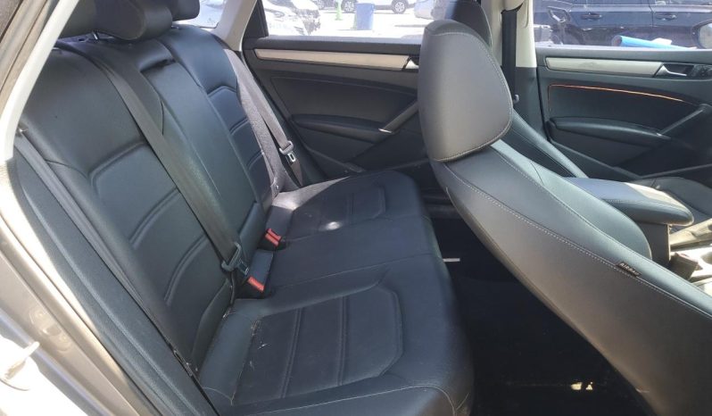 
VOLKSWAGEN PASSAT SE, 2021 full									