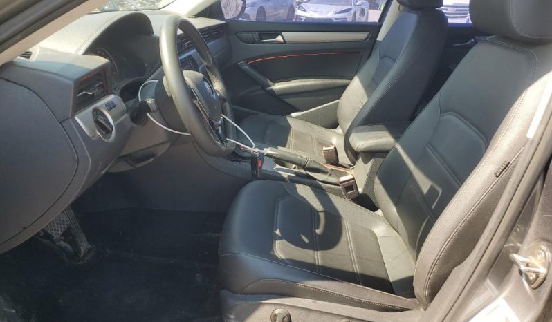 
VOLKSWAGEN PASSAT SE, 2021 full									