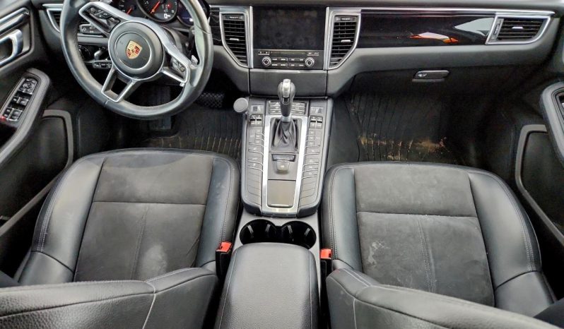 
PORSCHE MACAN, 2017 full									