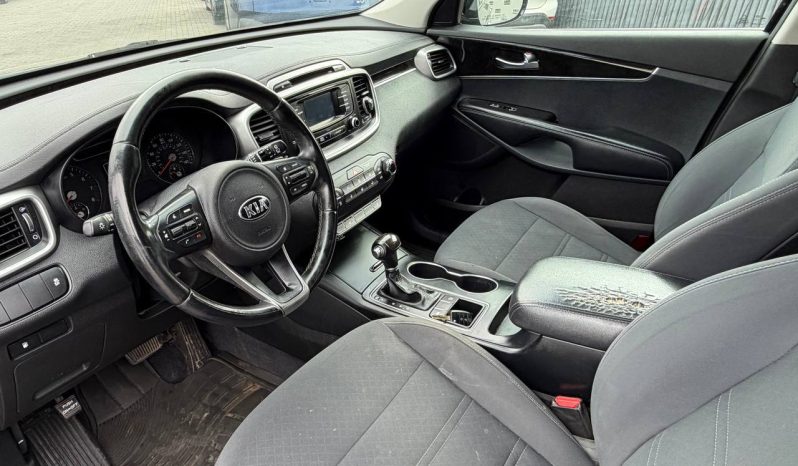 
KIA SORENTO LX, 2016 (2015) full									