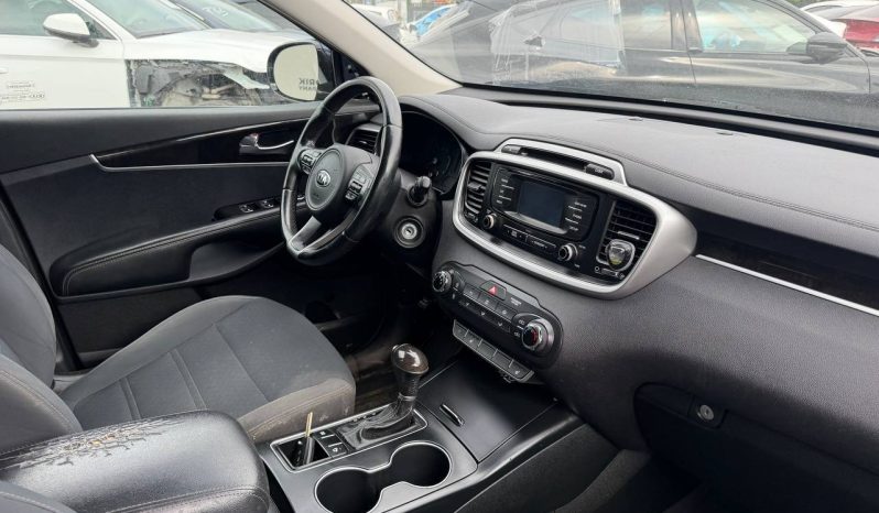 
KIA SORENTO LX, 2016 (2015) full									