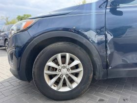 KIA SORENTO LX, 2016 (2015)